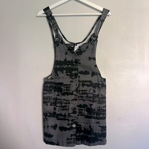Tinseltown Women's Black and
Grey Dress